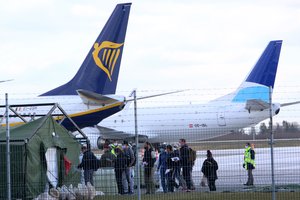 Į užsienį per karantiną sugebėjo ištrūkti tūkstančiai lietuvių