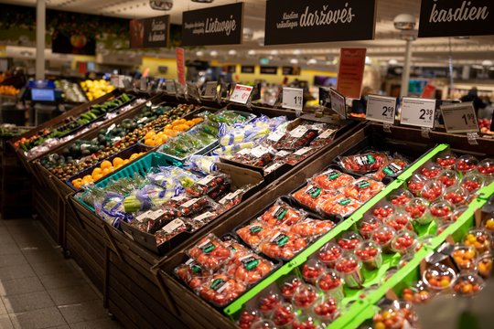 Nors pirmasis lietuviškas derlius atkeliavo anksčiau, dalis daržovių ir uogų gali vėluoti