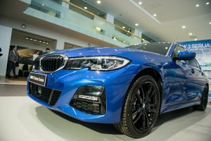 BMW gamintojų subtilybės: automobilių pardavė mažiau, o užsidirbo – daugiau