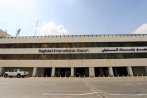Į teritoriją netoli Bagdado oro uosto pataikė trys raketos