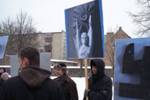 Klaipėdiečiai nekvaršina galvos dėl svastikų – nacių ženklai siejami ir su baltų kultūros paveldu