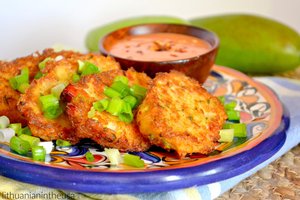 Nesudėtingai paruošiami menkės kepsneliai bus skanūs tiek karšti, tiek atvėsę