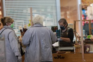 Paaiškino, kaip dvi visuomenės grupės gyvens dar pora metų po karantino: kasdienybė pasikeis neišvengiamai