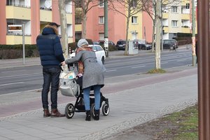 Per karantiną pajamas praradusios šeimos galės gauti didesnius vaiko pinigus