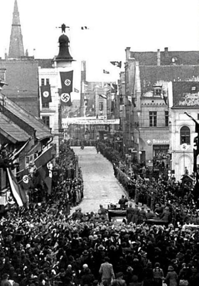  A.Hitlerio maršrutas driekėsi Biržos gatvele.<br> Vokietijos federalinis archyvas.