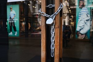 Bedarbių skaičius JAV – didžiausias nuo pat 1930-ųjų depresijos