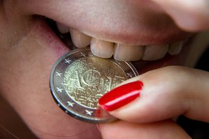 ES ministrai susitarė dėl finansinės paramos kovai su COVID-19 pandemija