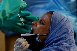 Koronavirusu užsikrėtusių žmonių skaičius pasaulyje viršijo 4 milijonus