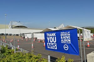 Koronavirusas vis dar atakuoja Europos futbolo klubus, bet sugrįžimo nesustabdys?