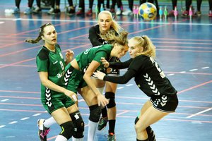 Nutraukiama moterų rankinio lyga: nugalėtojas nebus skelbiamas