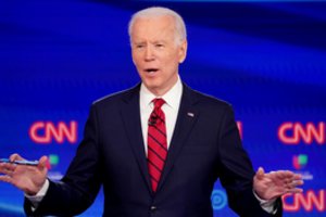 JAV demokratai galėtų leisti nuotolinį balsavimą dėl J. Bideno nominavimo