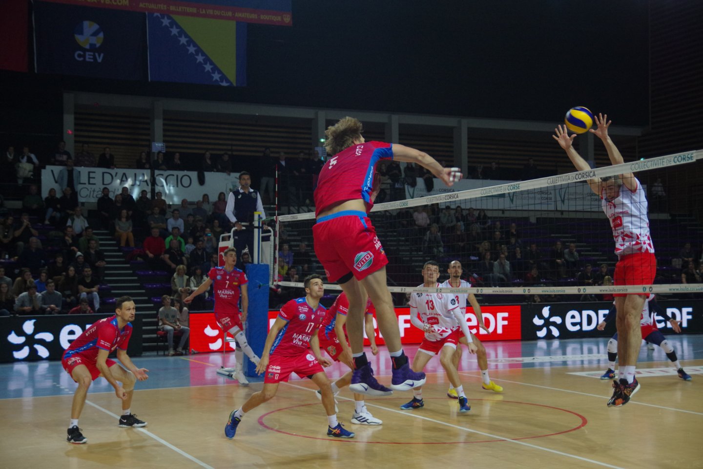 Po sezono Prancūzijoje tinklininkas A. Mišeikis padėjo į šalį klubo pasiūlymą ir žvalgosi naujų karjeros galimybių <br> CEV nuotr.