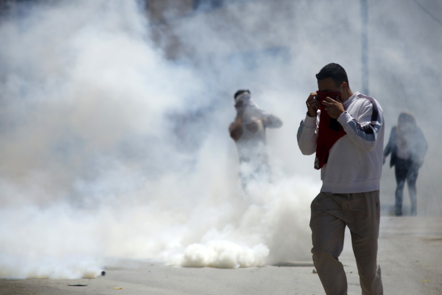   Izraelio pajėgos per trečiadienio susirėmimus Vakarų Krante nušovė palestiniečių paauglį.<br> Zumapress/Scanpix nuotr.