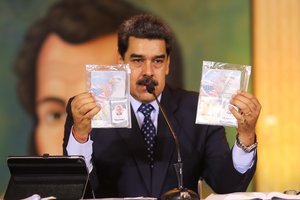 N. Maduro: „J. Guaido „įsiveržimą“ į Venesuelą planavo Baltuosiuose rūmuose“
