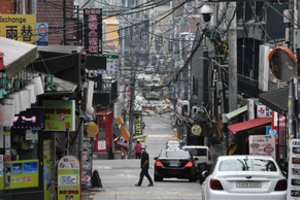 Antra COVID-19 banga sukėlė neapykantos protrūkį: apkaltino LGBT bendruomenę