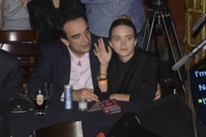 Vaikystės serialų žvaigždė Mary-Kate Olsen skiriasi su 17 metų vyresniu prancūzų bankininku