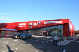 COVID-19 nustatytas jokių simptomų nejutusiam „Rimi“ darbuotojui