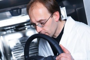 Šie specialistai svarbūs kiekvienam automobilių gamintojui: sužinokite, kodėl