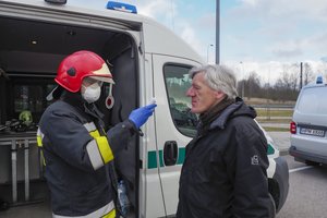 Lenkija pratęsė vidaus sienų kontrolę, toliau draudžiamas tranzitas