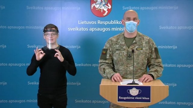 A. Guščius: valstybės tikslas – sukaupti apsaugos priemonių rezervą antrai viruso bangai