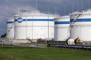 Incidentas „Klaipėdos naftos“ terminale: į aplinką pateko benzino garai