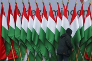 Vengrija uždraudė piliečiams teisiškai keisti lytį