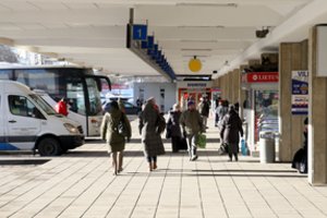 Švelnėjant karantino sąlygoms, auga keleivių srautai tarpmiestiniuose autobusuose