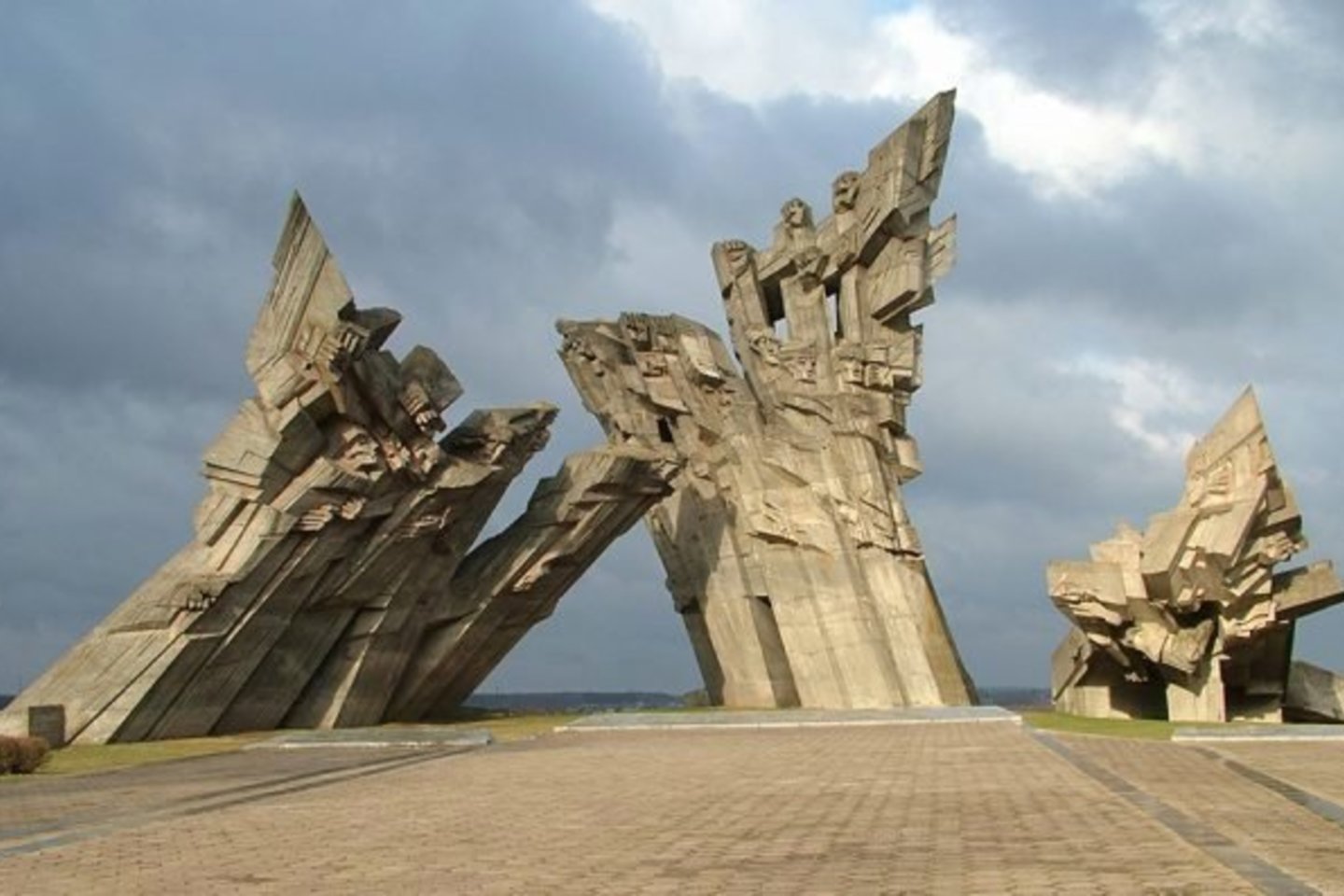 Kauno IX forto skulptūrinis monumentas.<br> Asmeninio archyvo nuotr.