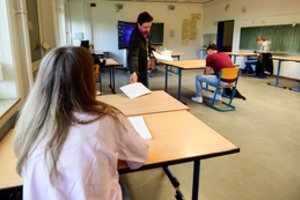 Nuo pirmadienio grįžtant į mokyklas – reikalavimai, kaip jose reikės elgtis