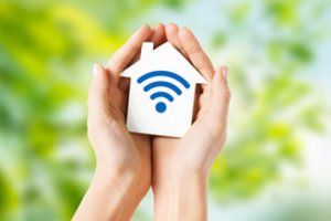 „Bitė“ ir „Telecentras“ pasirašė sutartį dėl „Mezon“ pardavimo