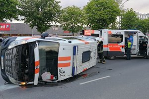 Skuba ne dėl pramogos: paaiškėjo, kur Kaune įvyksta daugiausia greitosios pagalbos automobilių susidūrimų
