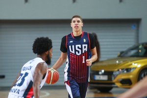 „Knicks“ taikinys naujokų biržoje – L. Ballas