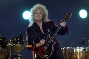 Legendinis „Queen“ gitaristas Brianas May patyrė širdies smūgį