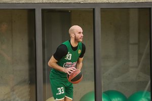 „Barcelona“ jau nerimsta – pasiūlė 5 mln. eurų sutartį įžaidėjui iš Graikijos