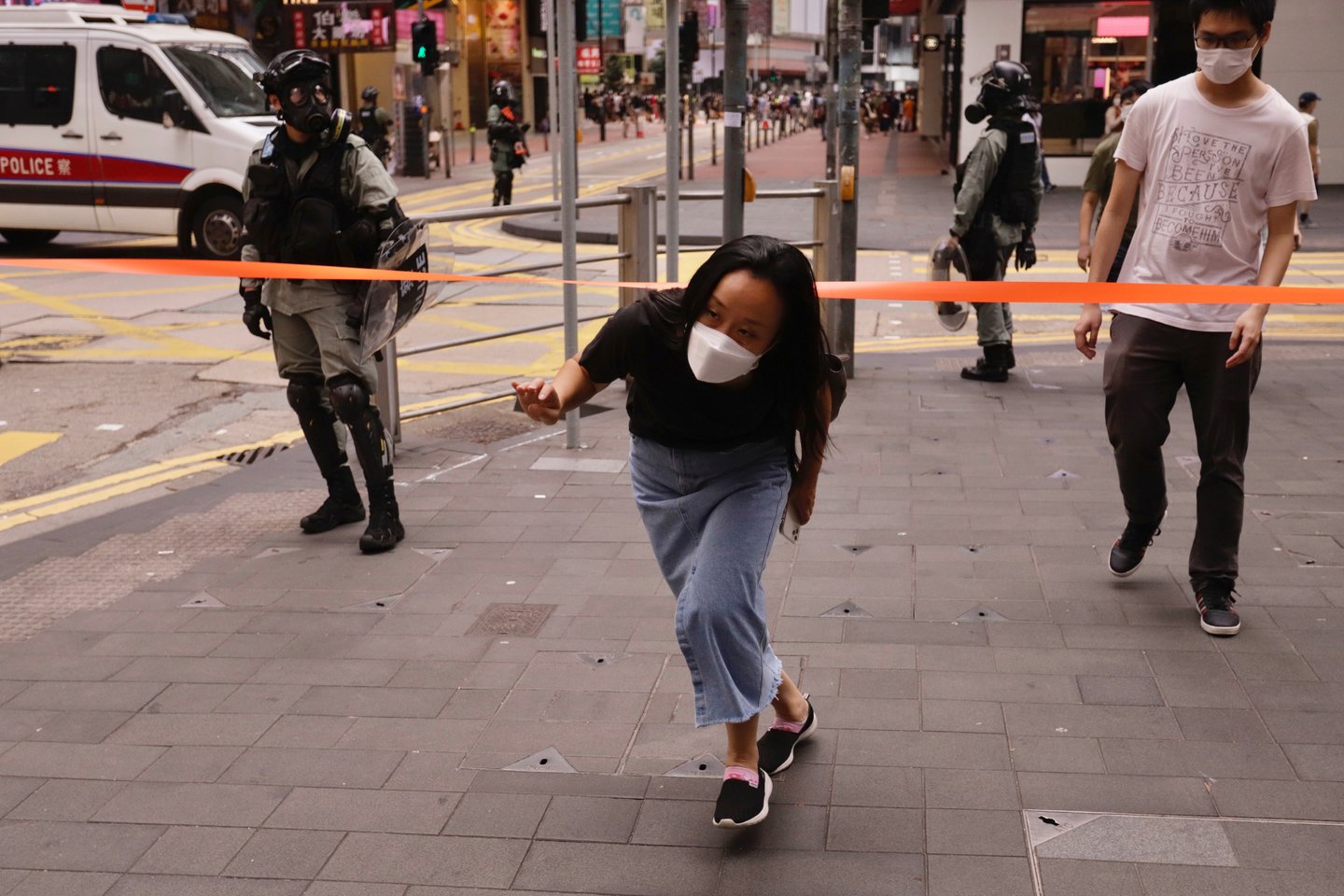 Sekmadienį protestuotojai vėl sugrįžo į Honkongo gatves. Šį kartą miesto gyventojų pyktį išprovokavo Pekino planai priimti naująjį saugumo įstatymą.<br>„ZUMA Press“/„Scanpix“ nuotr.