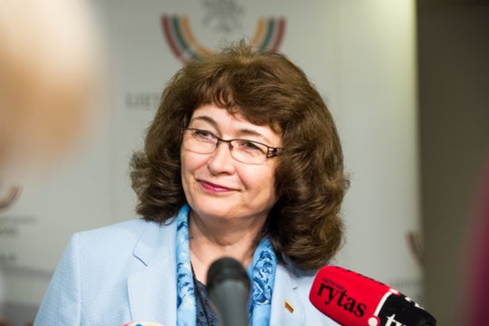 R. Baškienė Seime pasigedo Seimo narių: kiekviename posėdyje trūksta apie 20-ies