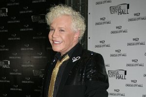 Po kalbų apie sveikatos problemas prabilęs Borisas Moisejevas supyko: „Man nereikia „Prada“ paltų“