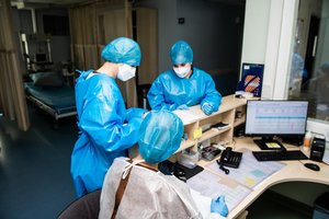 Lietuvoje dar viena mirtis nuo koronaviruso, užfiksuoti ir nauji užkrato atvejai 