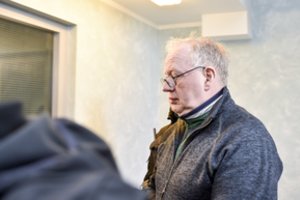 Sulaukus prašymo dėl papildomų įrodymų, teisme atidėtas E. Laužiko ieškinio nagrinėjimas