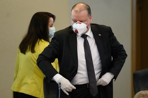 S. Skvernelis: jei būtų antra koronaviruso banga, visos ekonomikos neuždarytume