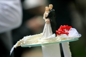 Uzbekijos pilietis ir jo dėdė bus teisiami dėl fiktyvios santuokos su lietuvaite