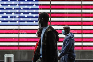 JAV ekonomika pirmąjį ketvirtį smuko sparčiausiai nuo 2008-ųjų