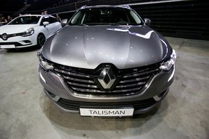 „Renault“ atleidžia beveik 15 tūkst.  darbuotojų