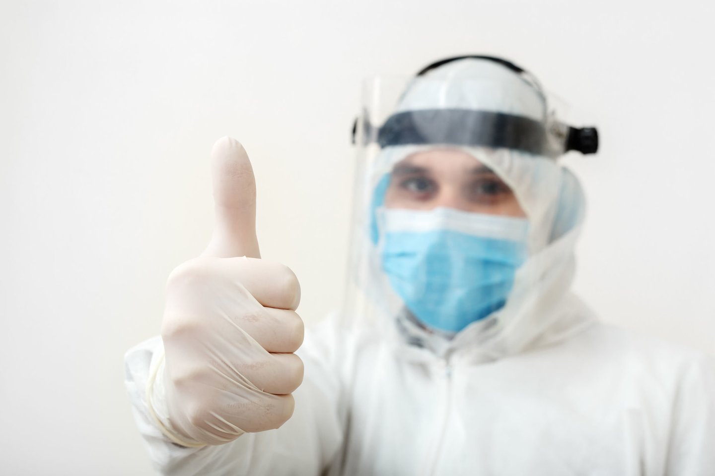 Pietų Korėjos vyriausybė leido naudoti preparatą „Remdesivir“, sukurtą kovai su Ebolos karštlige, koronavirusu užsikrėtusiems pacientams gydyti.<br>123rf nuotr.