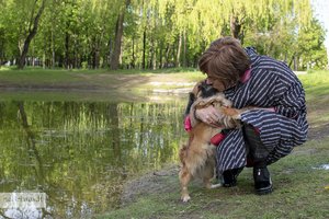 Po 2 savaičių dvejonių nutarė priglausti aklą šunį: baimę ir sunkumus atpirko