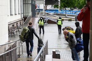 Atsakė, kaip įmanoma apeiti prievolę saviizoliuotis ir kada grės baudžiamoji atsakomybė