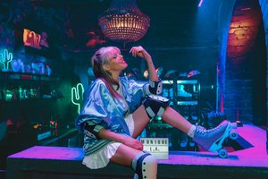 Monique pristatė vasaros singlą „L. A.“: vaizdo klipas tapo iššūkiu