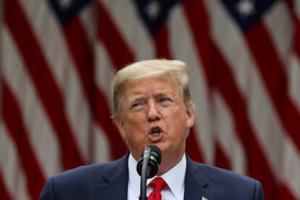 Kinija grasina „kontrataka“ Vašingtonui dėl Honkongo