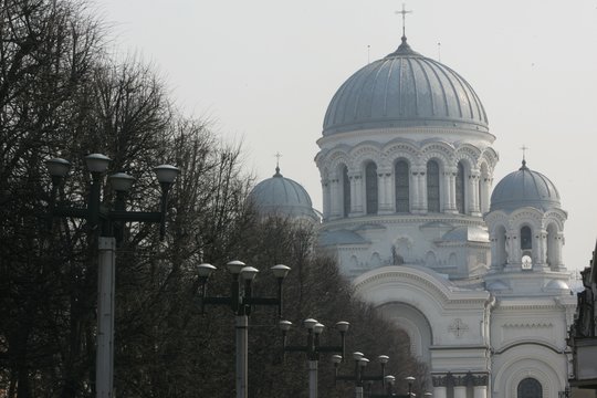 1992 m. tikintiesiems grąžinta Kauno Šv.arkangelo Mykolo (Įgulos) bažnyčia.<br>A.Barzdžiaus nuotr.