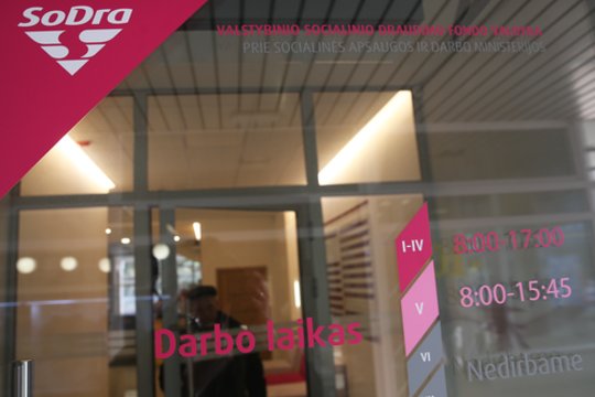 Savivaldybės, valstybinės įstaigos atnaujina kontaktinį gyventojų aptarnavimą